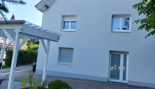 Apartment 'Klink' with Private Terrace, Shared Garden and Wi-Fi