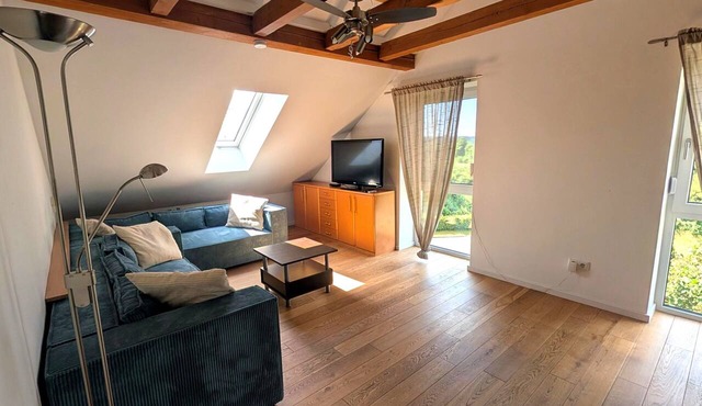 Apartment 'Malbrich' with Private Terrace and Wi-Fi