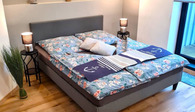 Apartment 'Michaelas Huus- Zwischen Den Meeren' with Private Terrace and Wi-Fi