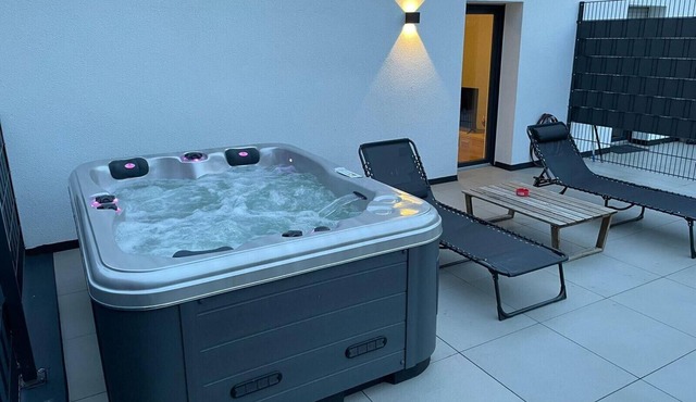 Apartment "Mit Jacuzzi Enschede 10 km" with Wi-Fi