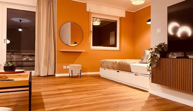 Apartment 'Modernes Design-Apartment Huenxe' with Balcony and Wi-Fi