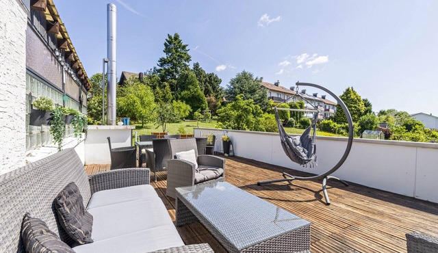 Apartment 'My Cocoon' with Private Terrace and Wi-Fi
