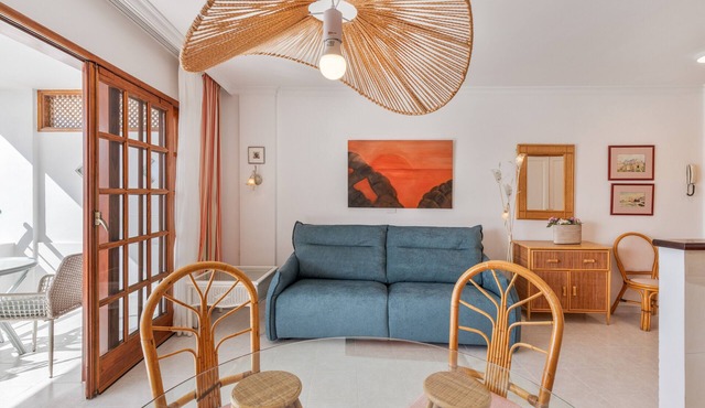 Apartment 'Playa Delphin 106' with Sea View, Balcony and Wi-Fi