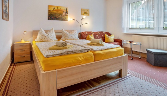 Apartment 'Prerow Am Deich - Ferienwohnung 2' with Private Terrace and Wi-Fi