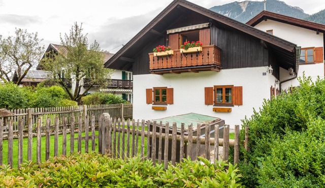 Apartment "Reschberg" with Mountain View, Balcony and Wi-Fi