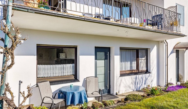 Apartment 'Riedel Fronz' with Mountain View, Private Terrace and Wi-Fi