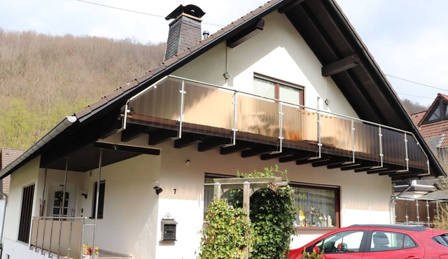 Apartment "Rosenberger" with Mountain View, Balcony & Wi-Fi
