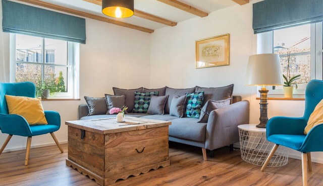 Apartment 'Schienerberghütte' with Private Terrace, Private Garden and Wi-Fi
