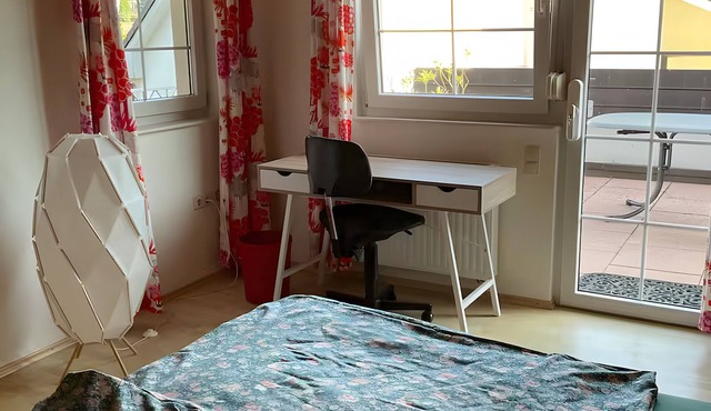 Apartment 'Schutterzeit' with Private Terrace and Wi-Fi