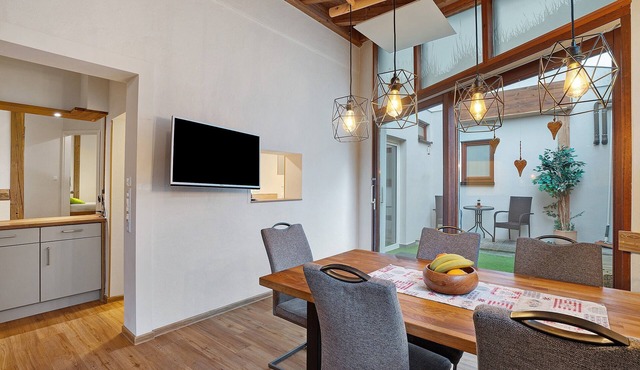 Apartment 'Schwarzwald-Lodge – Dog-Friendly' with Private Terrace, Garden & Wi-Fi