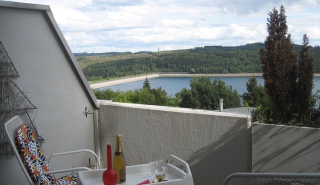 Apartment “Seeappartement Sorpeglück” with Lake View, Balcony and Swimming Pool