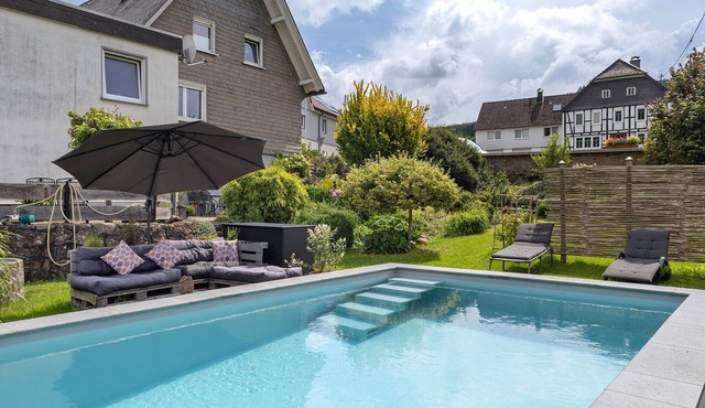Apartment 'Selbecke' with Pool and Garden