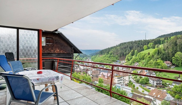 Apartment 'Sommerberg – Quiet Location with Great View, 14 m² Balcony