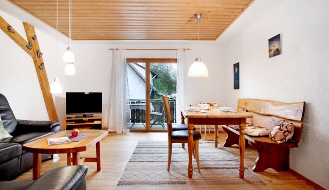 Apartment 'Storchennest' with Shared Garden, Balcony and Wi-Fi