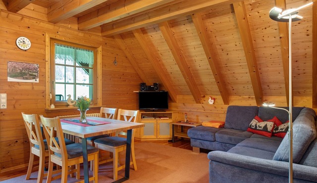 Apartment 'Talblick' with Mountain View, Shared Terrace and Wi-Fi