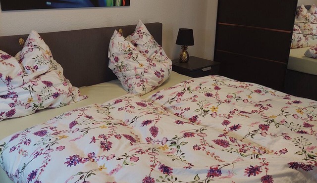 Apartment "Tapas Restaurante 1" with Shared Terrace & Wi-Fi