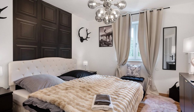 Apartment 'Unten' with Mountain View, Private Terrace and Wi-Fi