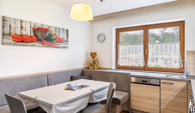 Apartment 'Viktoria' with Mountain View, Private Terrace and Wi-Fi