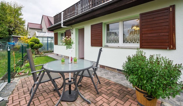 Apartment with private terrace in Lichtenhain