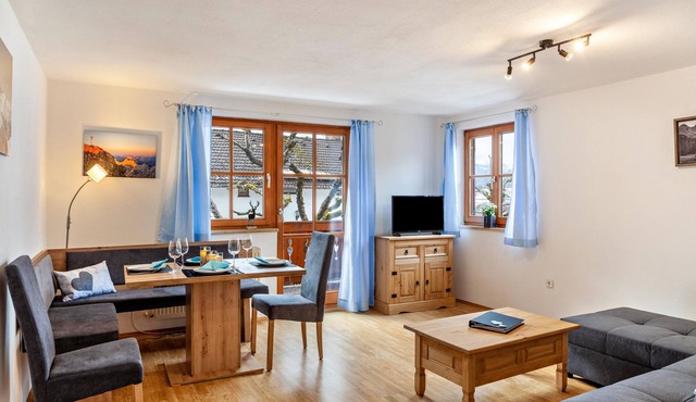 Apartment Zugspitze with Mountain View, Balcony, and Wi-Fi