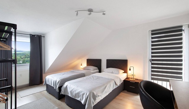 Apartment 'Zur Nordhelle' with Mountain View and Wi-Fi