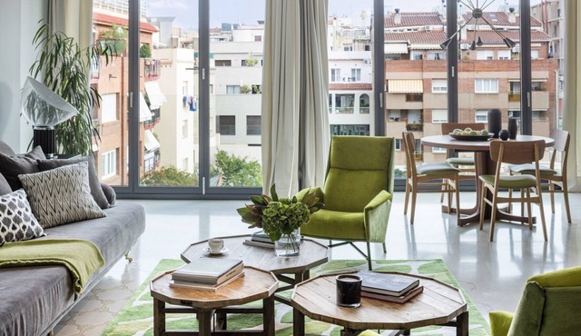 Aribau – Apartment 3 Bedrooms. High standing furnished and fully equipped.