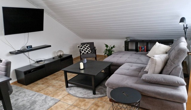 Arnsberger Wald Holiday Apartment with Balcony and Wi-Fi