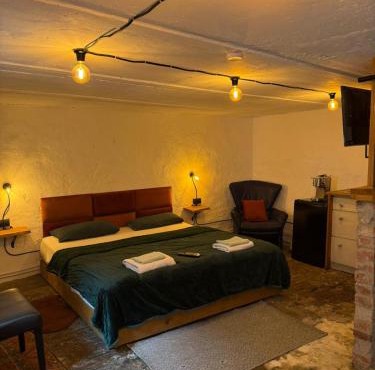 Art Boutique Budget Apartment im Hinterhof Menden Altstadt mit Klimaanlage