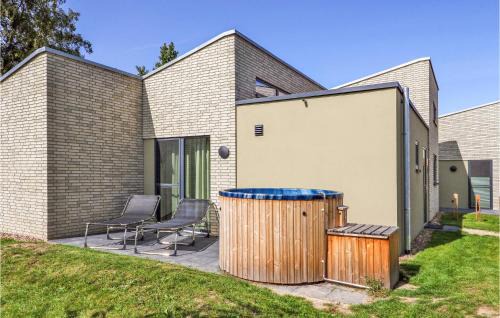 Awesome Home In Lembruchdümmer See With Sauna