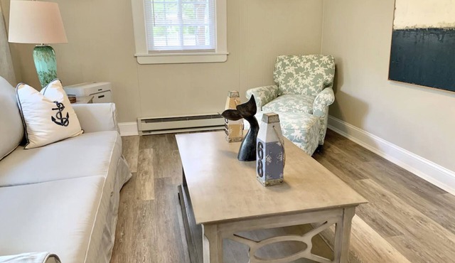 Awesome location downtown. Walk to the beach, marginal way