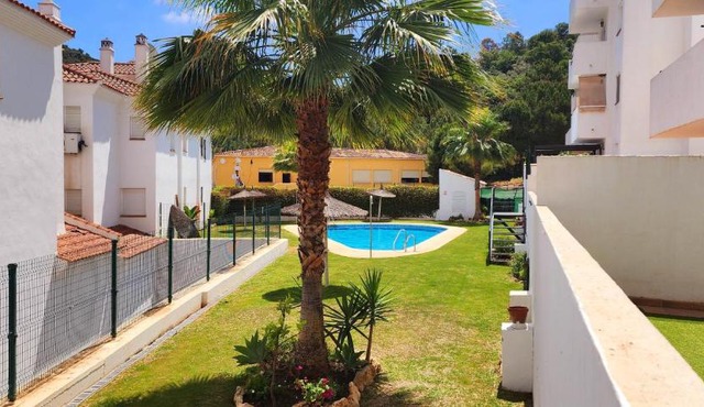 Bajo con Jardín Deluxe