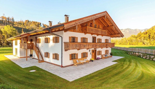Beautiful apartment for 5 people with WIFI, TV, balcony, pets allowed and panoramic view