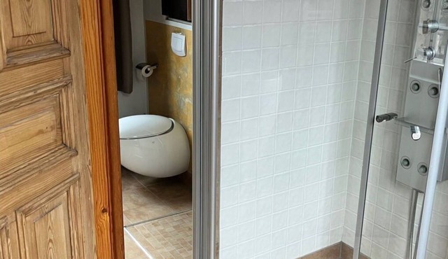 Beautiful apartment for 4 people with WIFI, TV, balcony and parking