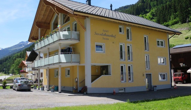 Beautiful apartment for 5 people with WIFI and TV