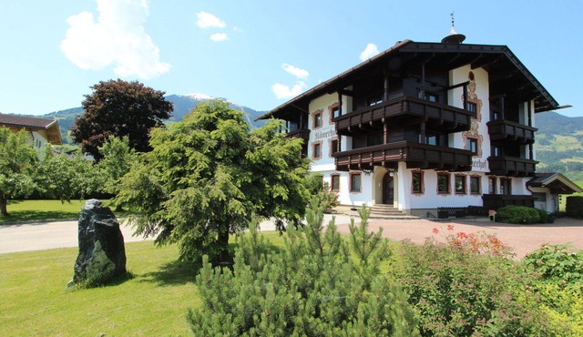 Beautiful apartment for 2 people with WIFI, TV, balcony, pets allowed and panoramic view