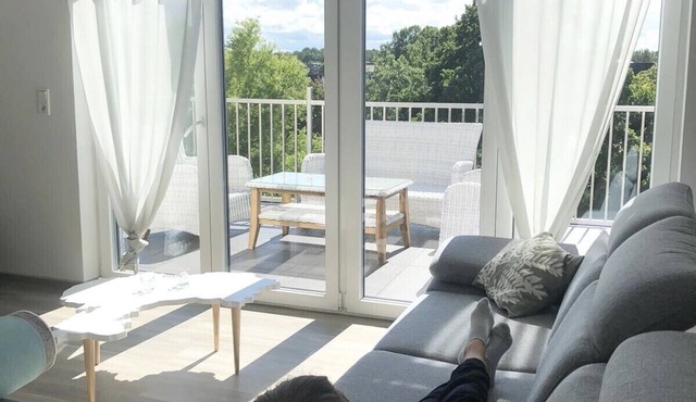 Beautiful new 2 room apartment with roof terrace