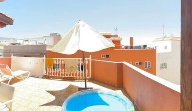 beautiful sunshine in the large outdoor area, romantic for 2 people