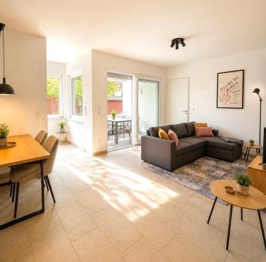 BHH Living Ahaus: Balcony Apartment