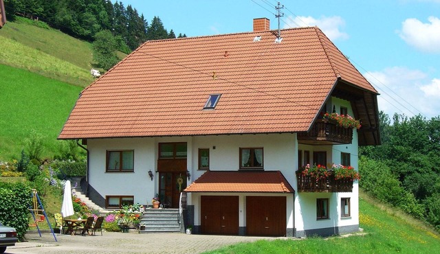 Black Forest farmhouse in charming location