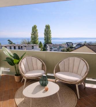 BodenseeLodge mit traumhafter Aussicht am See