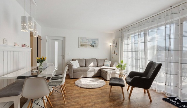 Boutique Apartment Lake House on Lake Constance – Garden, Terrace, Up to 6 Guests