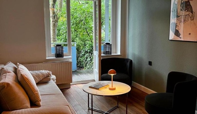 Boutique Balkon Apartment mit zwei Zimmern