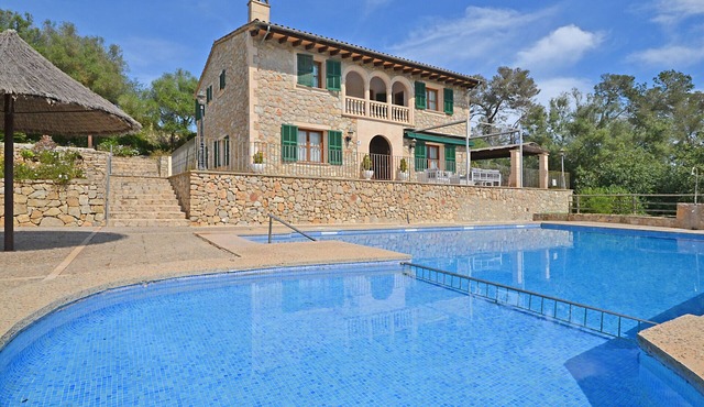 Capellet - beautiful stone house with private pool