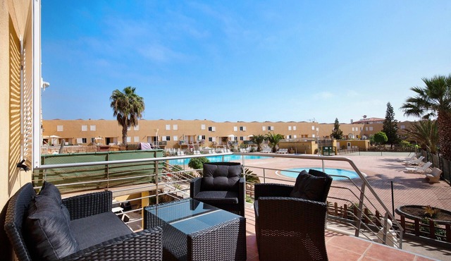 Casa Aripauso with Shared Pool, Private Terrace, Sunset Views and Wi-Fi