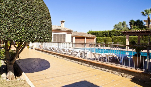 Casa con Piscina Cerca de Palma