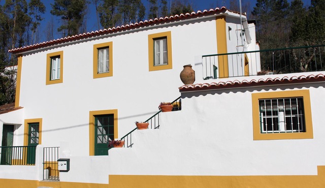 Casa do Riu - Holiday accommodation with private pool and garden