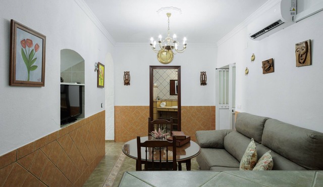 Casa Rural El Castillo – Historic Retreat with Pool in La Puebla de los Infantes