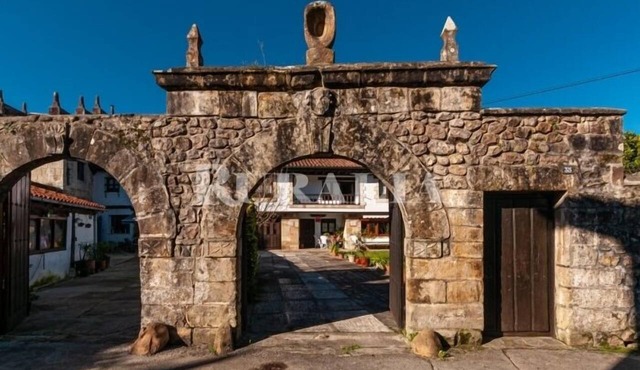 Casa Paco - country house with garden in Caranceja (Reocín, Cantabria)