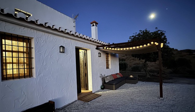 Casa Rural en un Enclave Tranquilo con Vistas al mar y a las Montañas