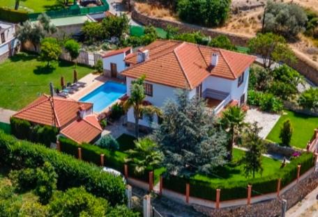 Casa Rural Las cuatro flores